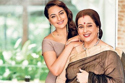 সোনাক্ষী সিনহার মা যার ভক্ত!