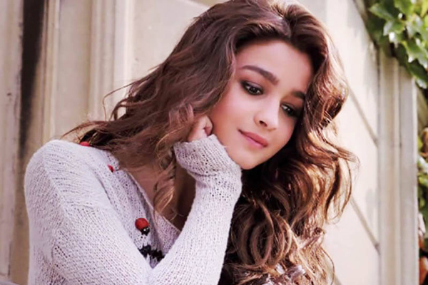 ‌‌খুব শীঘ্রই বিয়ে করতে চান আলিয়া