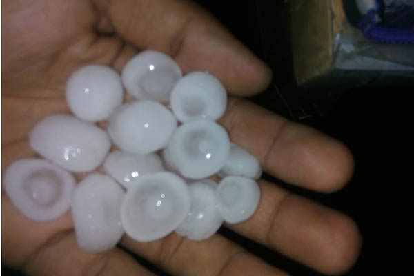 সিরাজগঞ্জের তাড়াশে শিলা বৃষ্টি, ফসলের ক্ষতির আশংকা