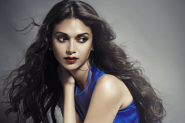 বাস্তবের সুপারহিরোর দেখা পেলেন অদিতি