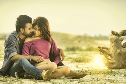 মিউজিক ভিডিওতে ফুয়াদ-ইমরানের ‘ধোঁয়া’
