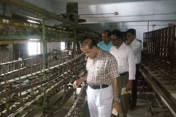 ঠাকুরগাঁওয়ে ফের চালু হচ্ছে রেশম কারখানা 
