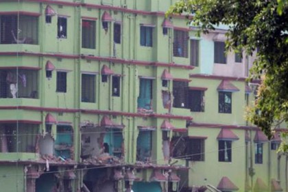 'আতিয়া মহলে' র‌্যাবের বোমা নিষ্ক্রিয়কারী দল
