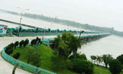 হঠাৎ তিস্তায় পানি, কৃষকের মুখে হাসির ঝলক