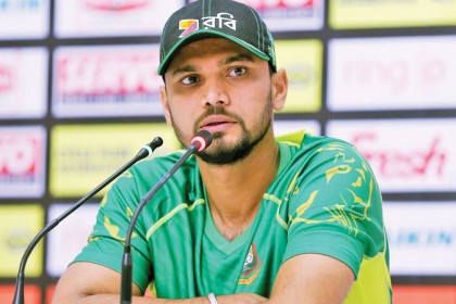 টি-টোয়েন্টি থেকে অবসরের ঘোষণা মাশরাফির