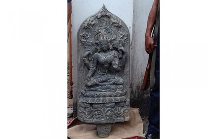 কালকিনিতে দুই মণ ওজনের কষ্টি পাথরের মূর্তি উদ্ধার