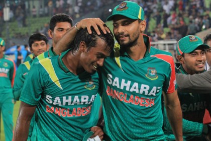 রুবেলদের জায়গা দিতেই মাশরাফির অবসর