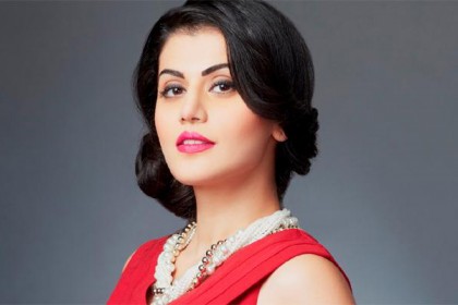 ‘নাম শাবানা’য় তাপসীর বাজিমাত 