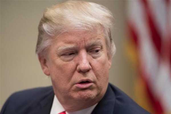 ট্রাম্প বিশ্বের সেরা 'আহাম্মক': আইএস