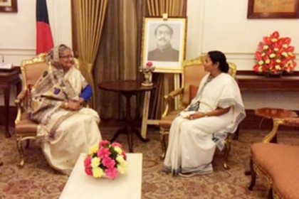 'ভাবছিলাম সকলের সামনে তুমি বলব'