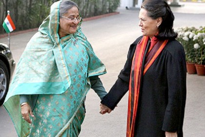 শেখ হাসিনার সঙ্গে সাক্ষাতে সোনিয়া গান্ধী