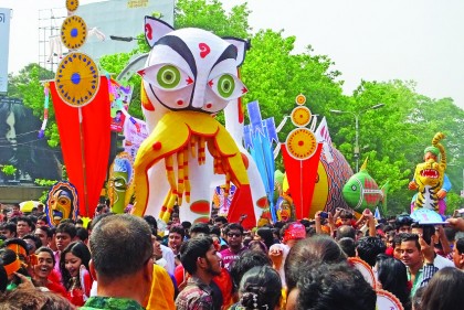 'ঢাবি এলাকায় কাল সন্ধ্যা থেকে যান চলাচল বন্ধ থাকবে'