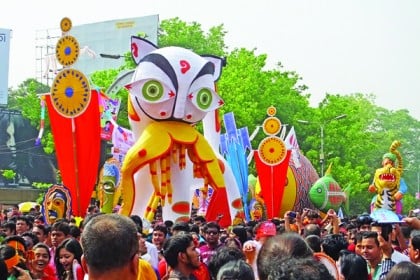 সিলেটে নববর্ষ উদযাপনে বর্ণিল আয়োজন