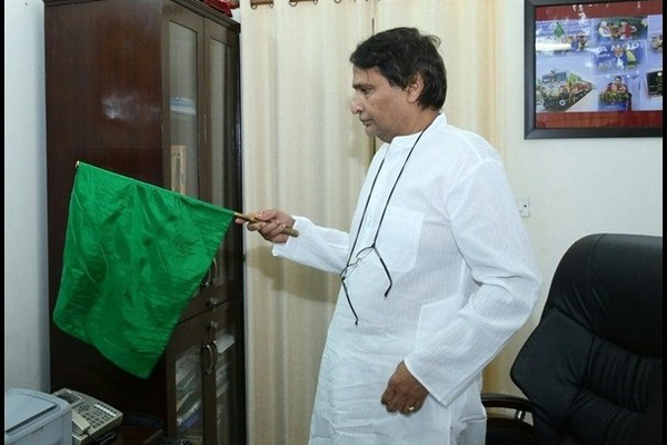 কলকাতা-ঢাকা মৈত্রী এক্সপ্রেসে আধুনিক প্রযুক্তিসম্পন্ন কামরা 