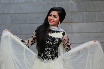 ইউটিউবে লিজার নতুন গান '‌মন যে দোলে'