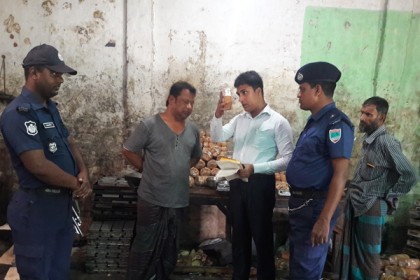 চুয়াডাঙ্গায় দুই হোটেল ও এক বেকারি মালিককে দণ্ড