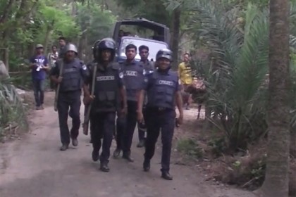 ঝিনাইদহের পোড়াহাটিতে জঙ্গি আস্তানায় ফের অভিযান শুরু