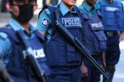 সাভারে পুলিশের বিশেষ অভিযানে জঙ্গিসহ আটক ২০

