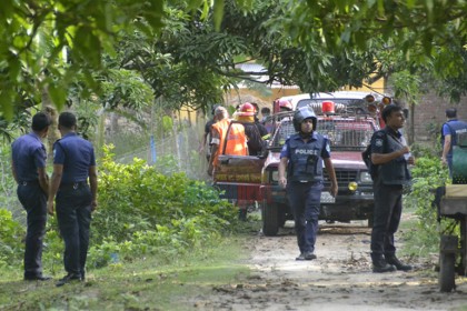চাঁপাইনবাবগঞ্জে ৪ জঙ্গির ময়নাতদন্ত সম্পন্ন