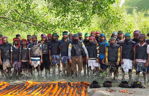 আজ আনুষ্ঠানিকভাবে আত্মসমর্পণ করবে ২ দস্যু বাহিনী
