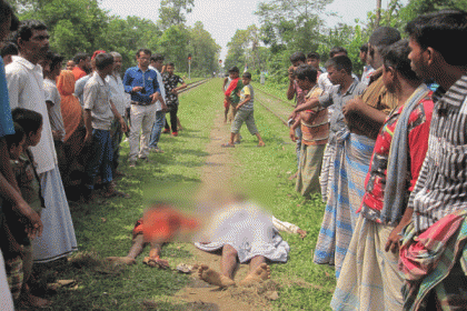 গাজীপুরে ট্রেনে কাটা পড়ে বাবা-মেয়ের মৃত্যু