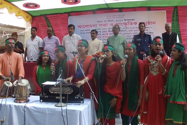 নানা আয়োজনে ঝিনাইদহে মে দিবস পালিত
