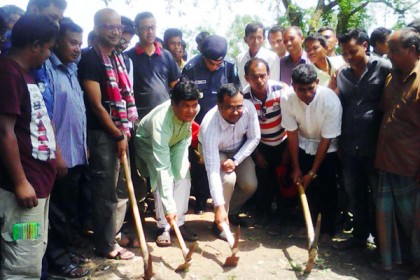 বিরলে বিষ্ণুপুর ঢিবি প্রত্নস্থানে খনন কাজ শুরু 
