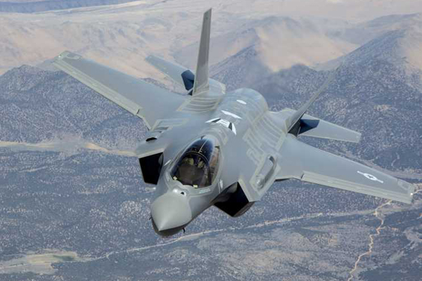 প্রথমবারের মতো F-35 উড়ালো ইসরায়েল