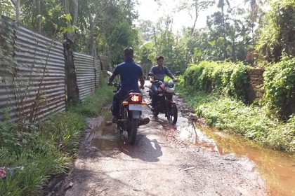 ৩২ বছরেও উন্নয়নের ছোয়া লাগেনি শরীয়তপুর পৌরসভায়