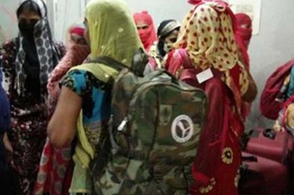 দেশে ফেরার অপেক্ষায় দুই শতাধিক বাংলাদেশি নারী