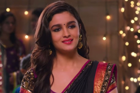 প্রযোজনায় হাত পাকাতে চাইছেন আলিয়া ভাট!