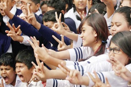 পাসের হার ও জিপিএ-৫ দুটোই কমেছে