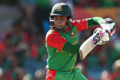 সাসেক্সের বিপক্ষে ব্যাট করছে বাংলাদেশ