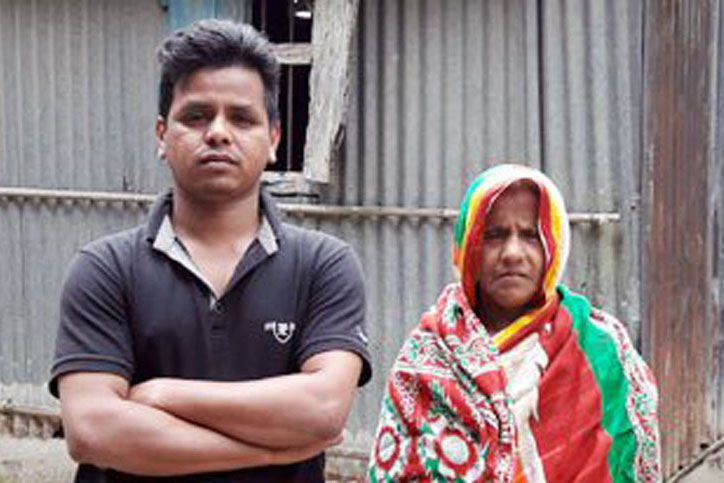 ৩০ টাকা মজুরির শ্রমিক এখন ৩৫তম বিসিএস ক্যাডার!