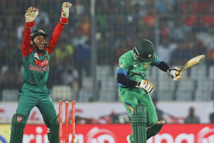 পাকিস্তানের অপেক্ষায় বিসিবি