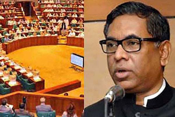 কমছে না জ্বালানি তেলের দাম
