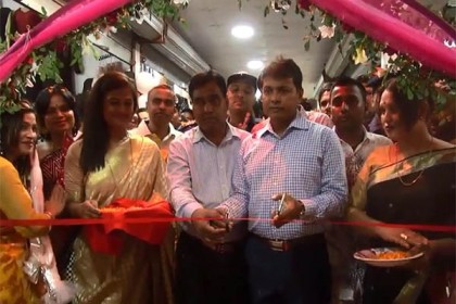 হিজড়াদের জন্য বিউটি পার্লার!