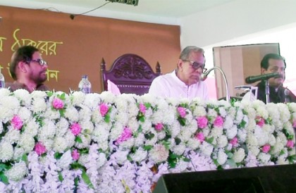 'রবীন্দ্রনাথ ঠাকুর কেবল তার সময়ের কবি নন, সর্বকালের কবি'