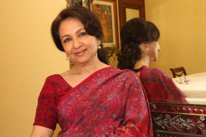 ঢাকায় আসছেন শর্মিলা ঠাকুর
