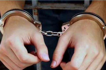ঝিনাইদহে পুলিশের বিশেষ অভিযানে ৪২ জন আটক