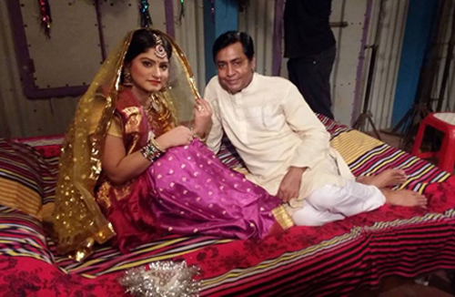 ঈদে 'আয়না কাহিনি'