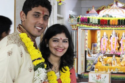 হিন্দু প্রেমিকাকে চারবার বিয়ে করলেন মুসলিম যুবক!