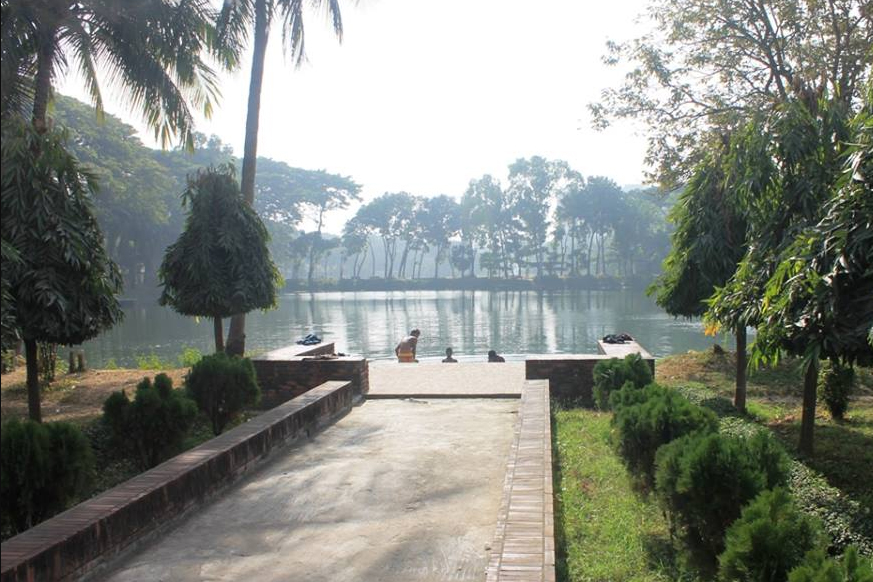 ঢাবির পুকুরে ডুবে শিক্ষার্থীর মৃত্যু