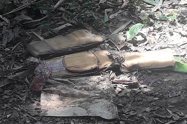 আস্তানার পেছন থেকে দুটি সুইসাইডাল ভেস্ট উদ্ধার