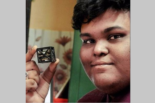 নাসার জন্য ক্ষুদ্রতম উপগ্রহ বানাল ভারতীয় কিশোর