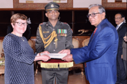 রাষ্ট্রপতির কাছে তিন দেশের রাষ্ট্রদূতের পরিচয়পত্র পেশ