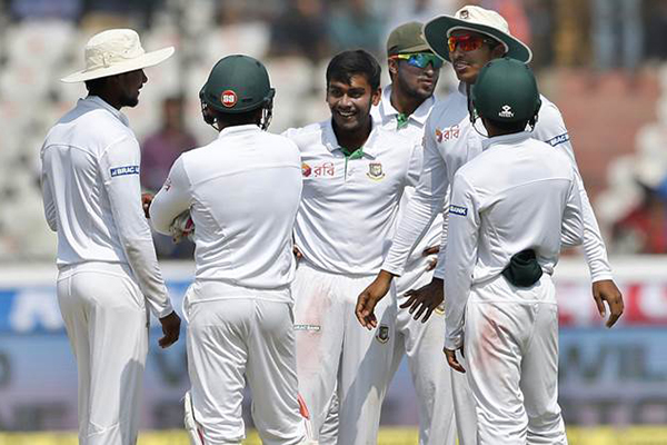 টেস্ট র‍্যাঙ্কিংয়ে পয়েন্ট বাড়লো টাইগারদের