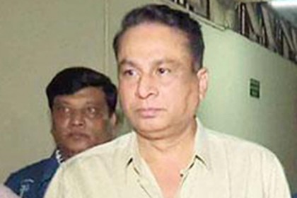 দুর্নীতির অভিযোগে কাস্টমস কর্মকর্তা আটক