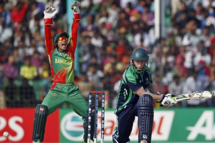 শুরুতেই আইরিশ ওপেনারকে ফেরালেন মুস্তাফিজ