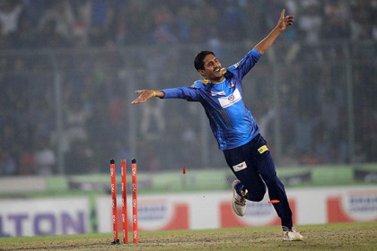 অভিষেকেই সানজামুলের উইকেট 